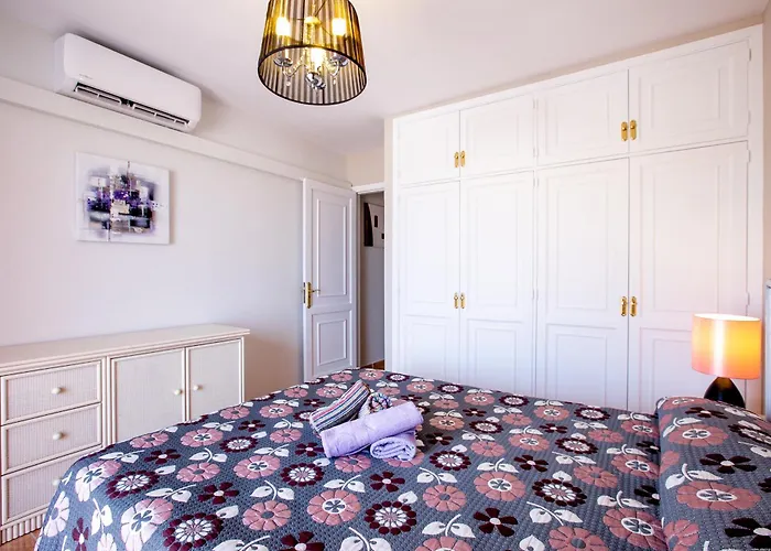 Beautiful Sea View 2 Bedroom Ocean Park Apartament *